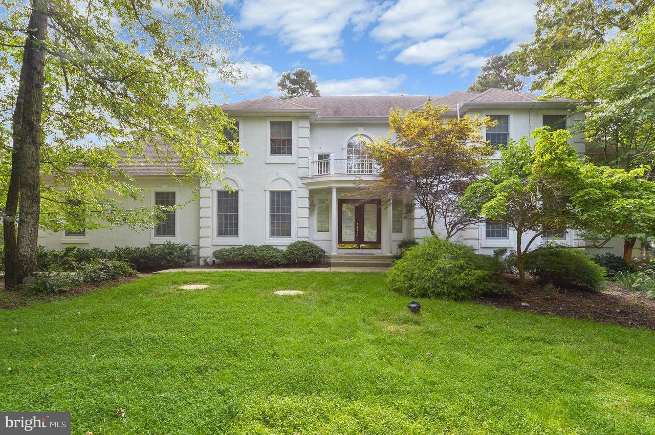 2 Wellington Court - Photo 1
