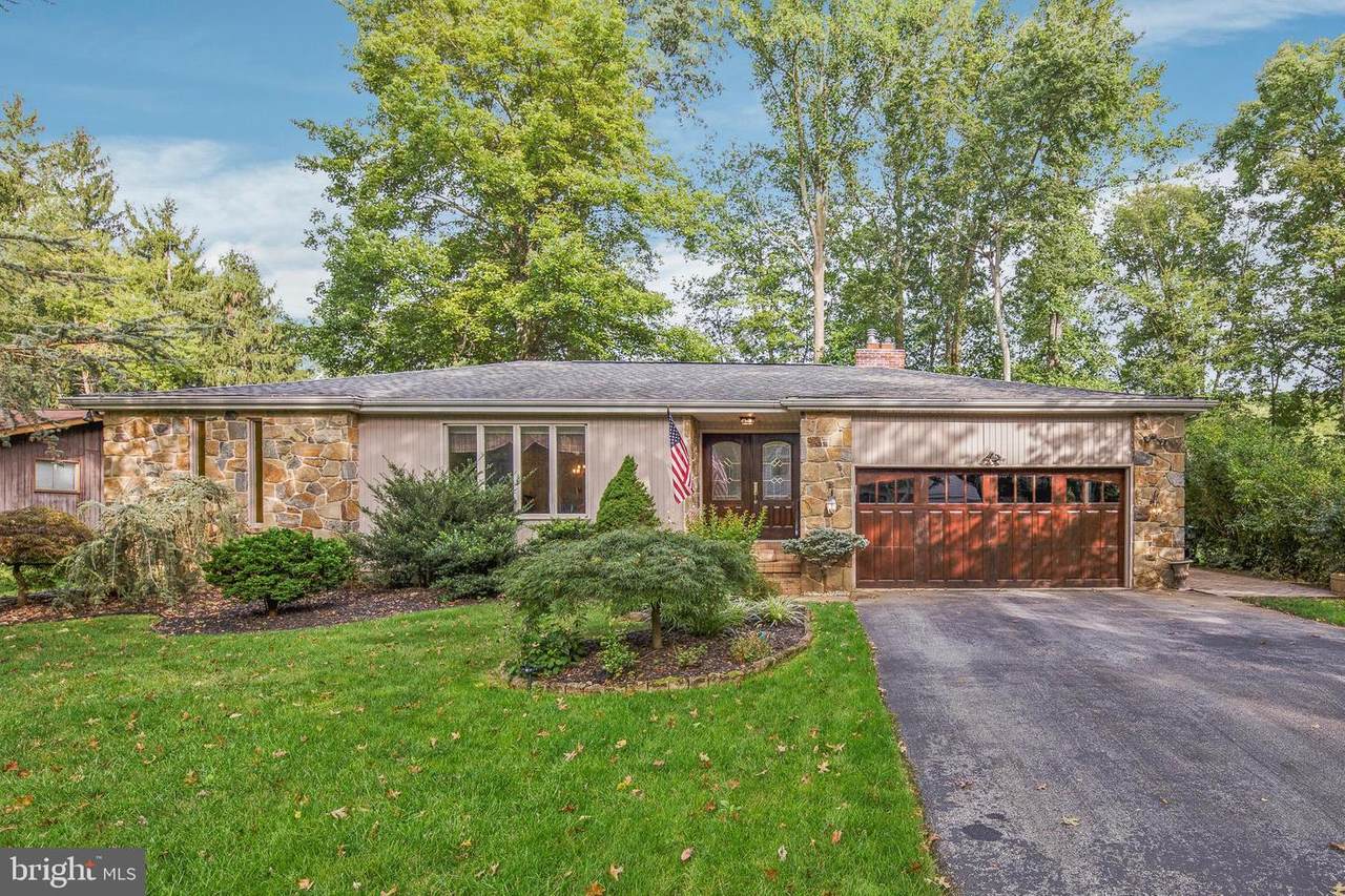 731 Burnley Road - Photo 1