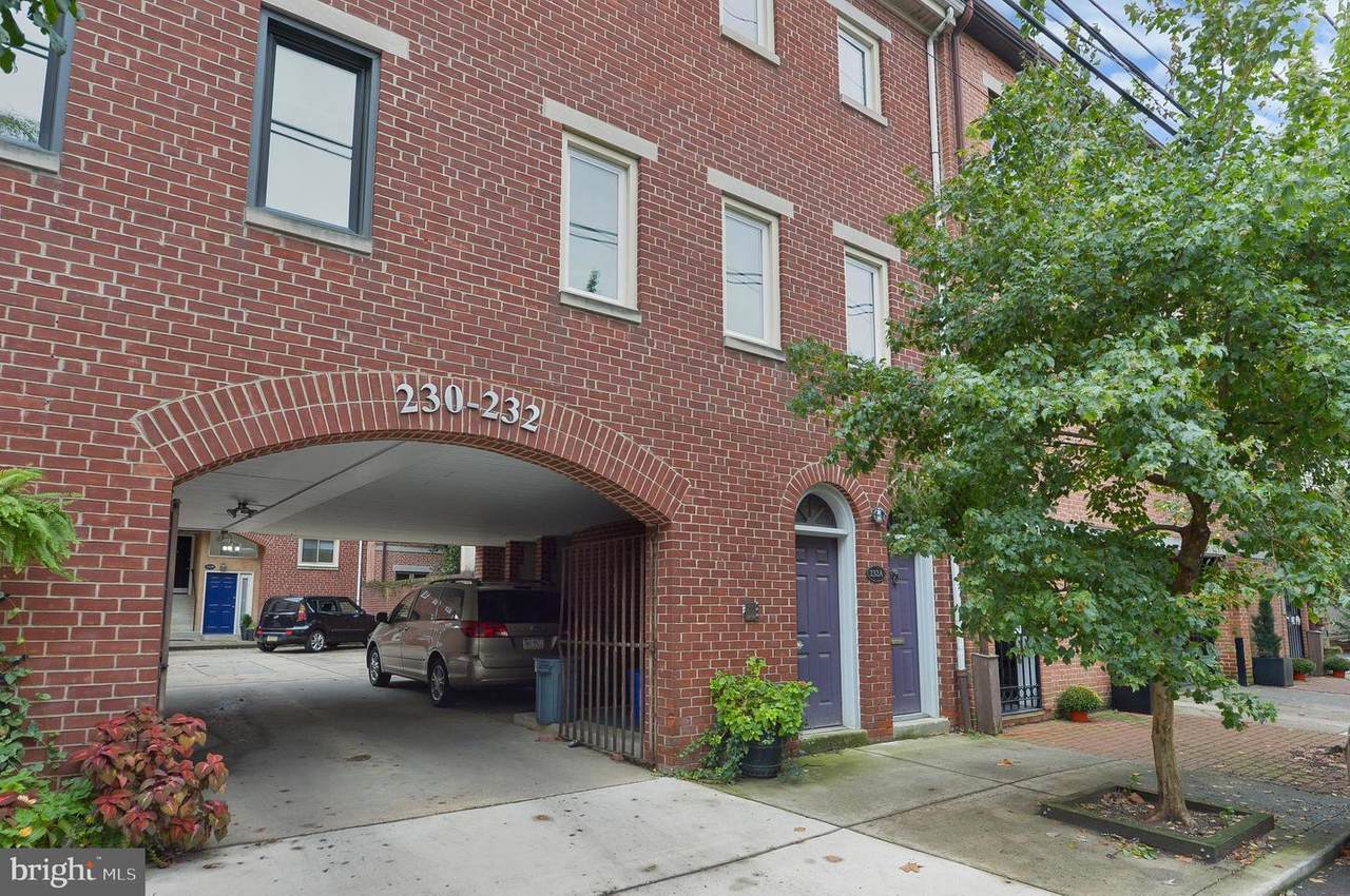 232 Queen Street - Photo 1