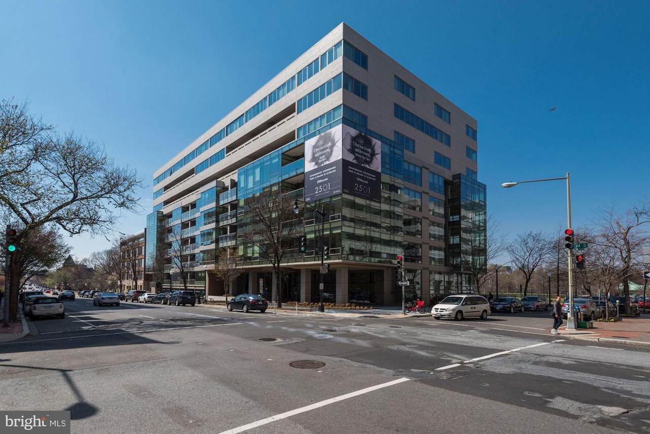 2501 M Street - Photo 1