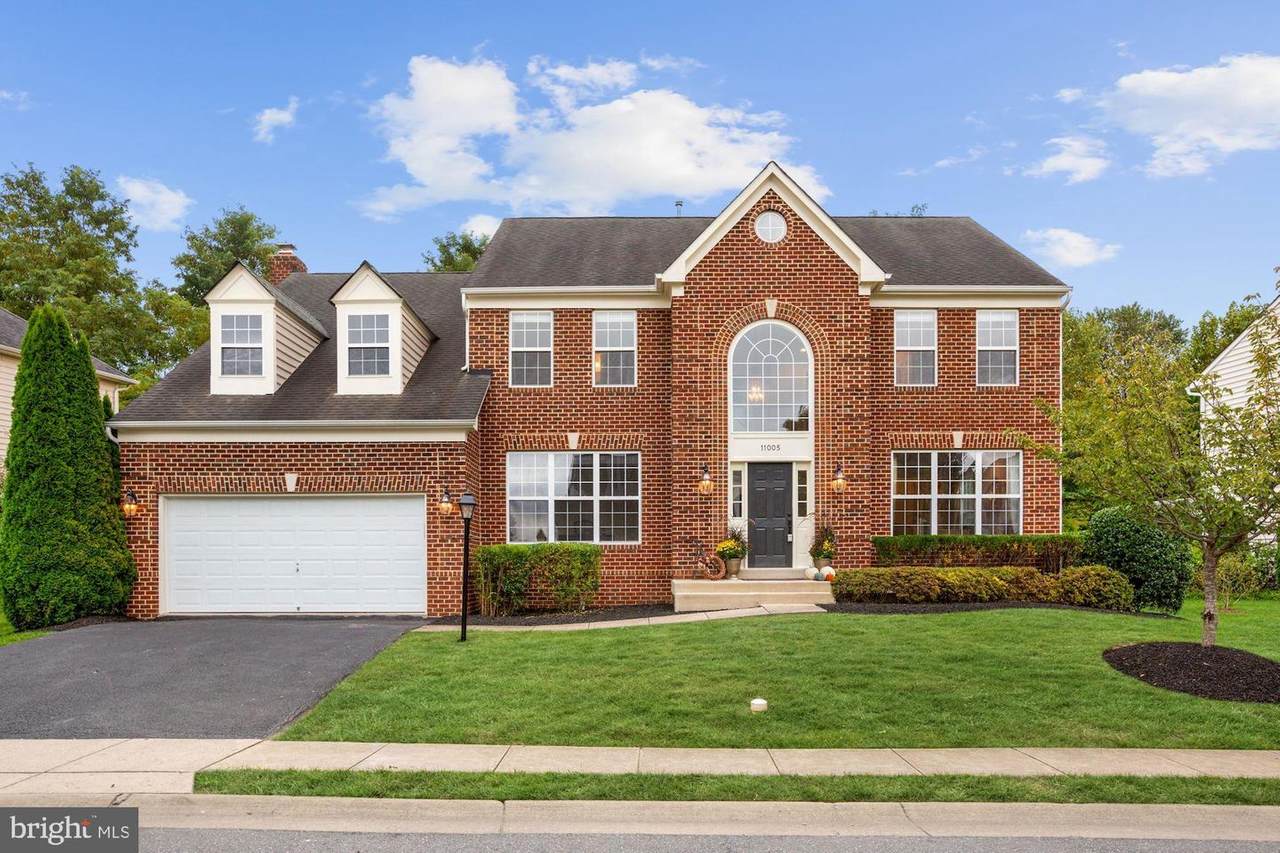 11005 Country Club Road - Photo 1