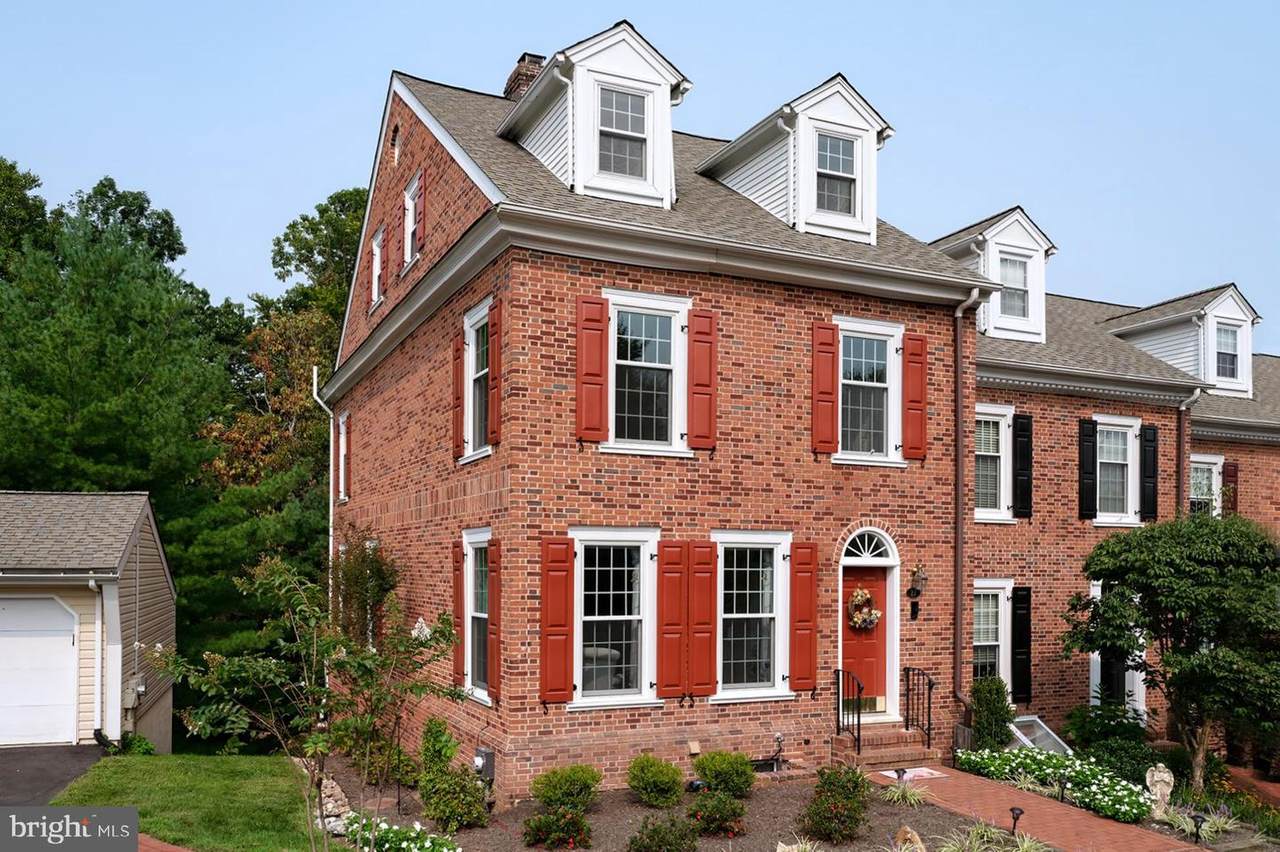 27 Sentinel Road - Photo 1