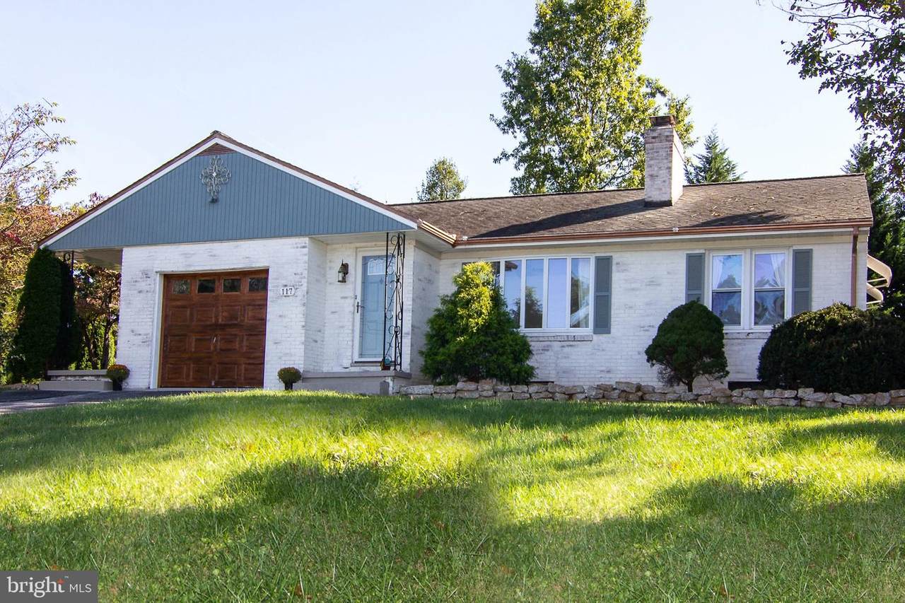 117 Dunrovin Avenue - Photo 1