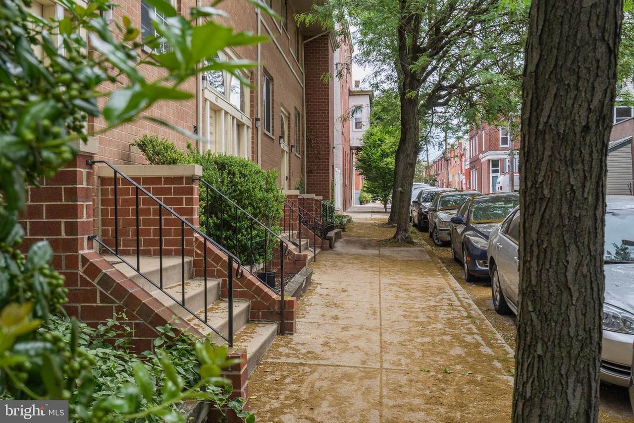 700 Pennock Street - Photo 1