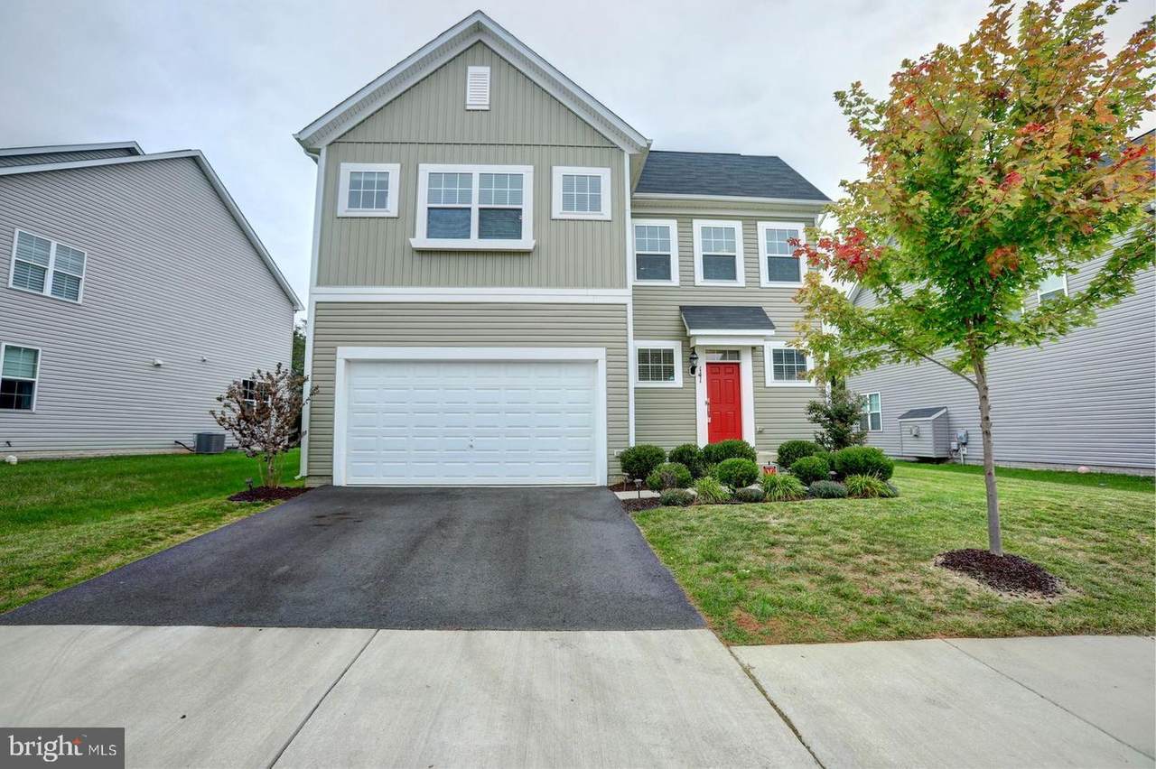 141 Upper Heyford Place - Photo 1