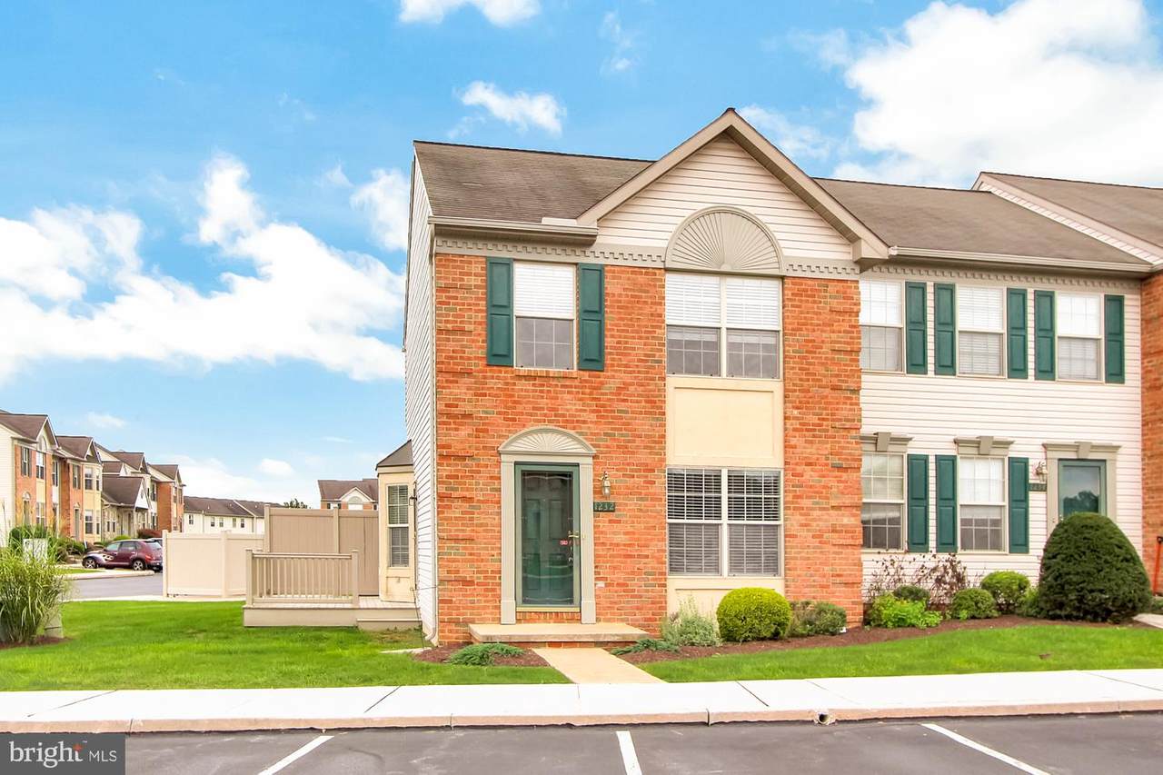1232 Cobblestone Lane - Photo 1