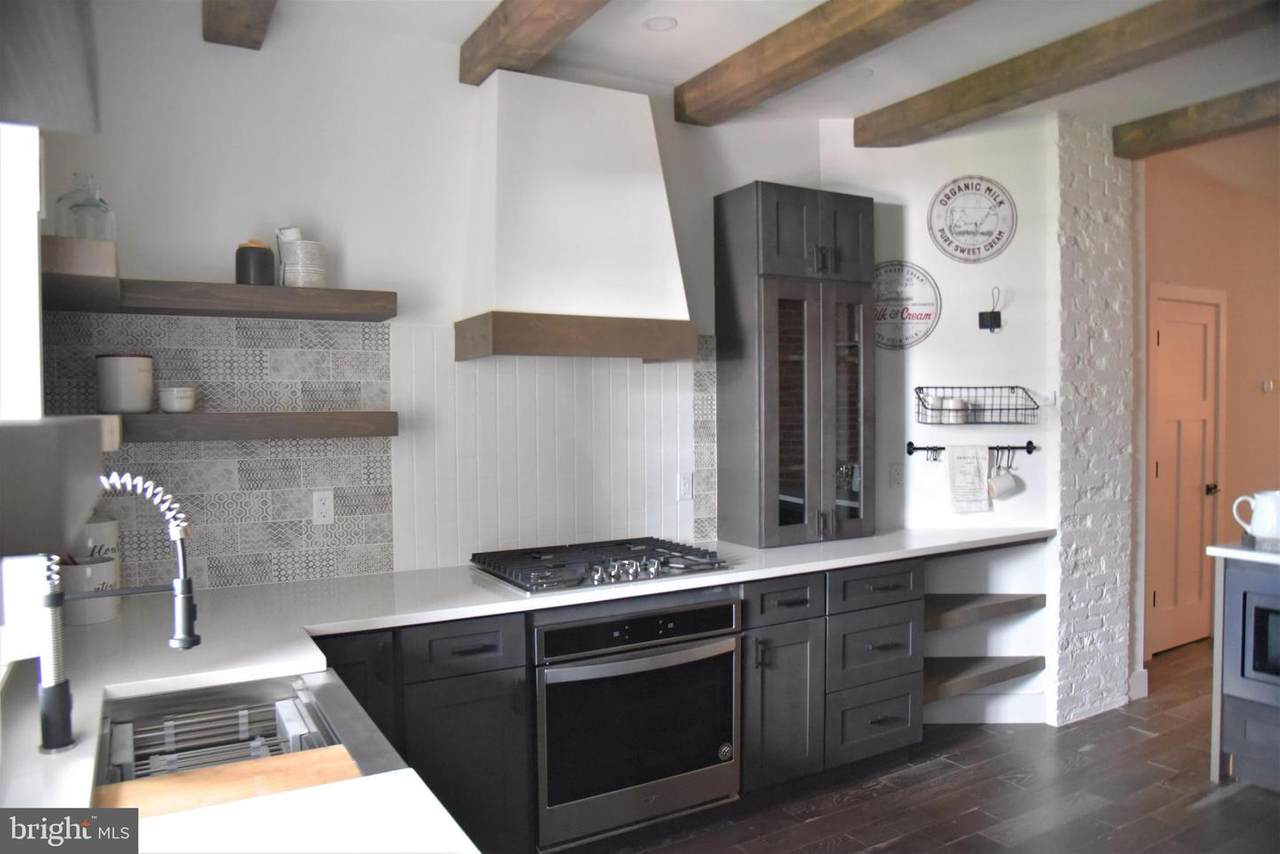 405 Milton Avenue - Photo 1