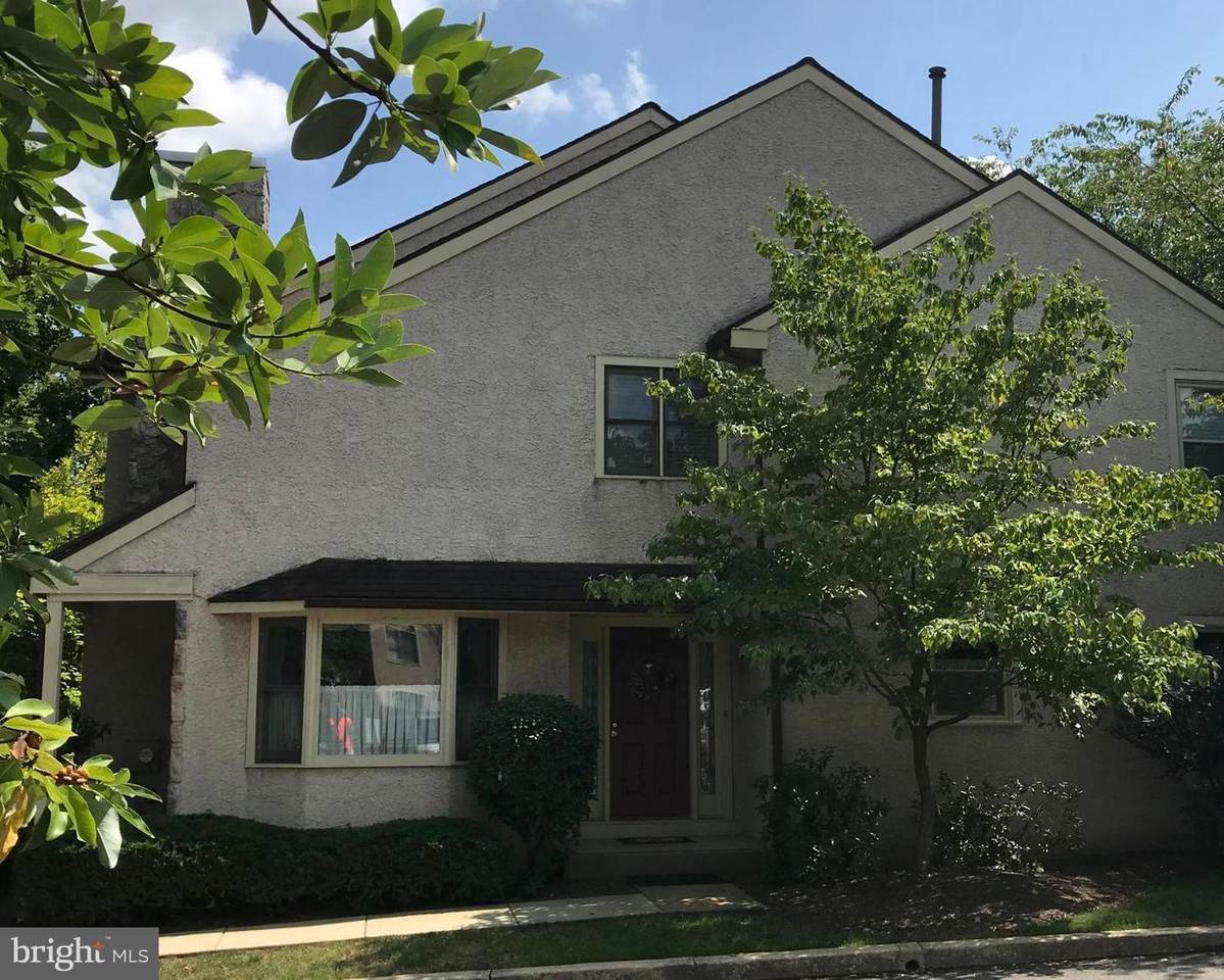 93 Beacon Square - Photo 1