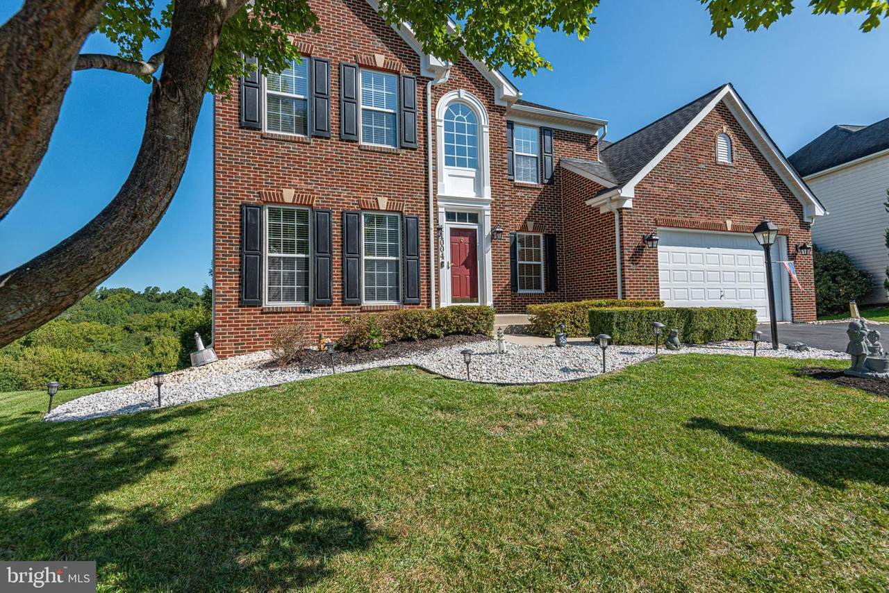 11004 Country Club Road - Photo 1