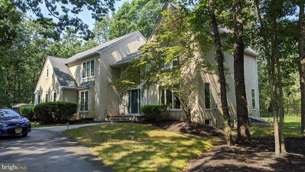 2 Breckenridge Drive - Photo 1