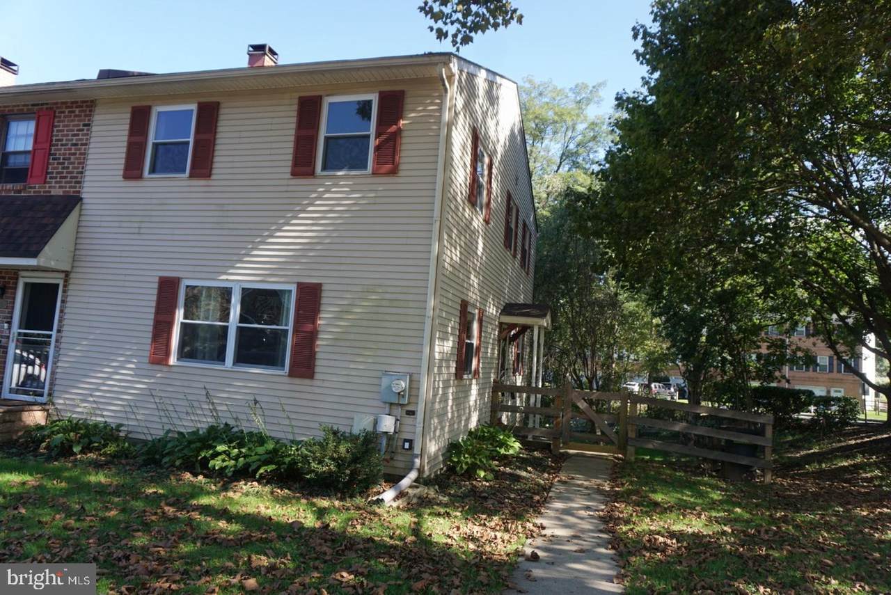 520 Coventry Lane - Photo 1