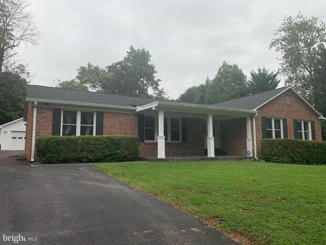 3915 Keith Place - Photo 1