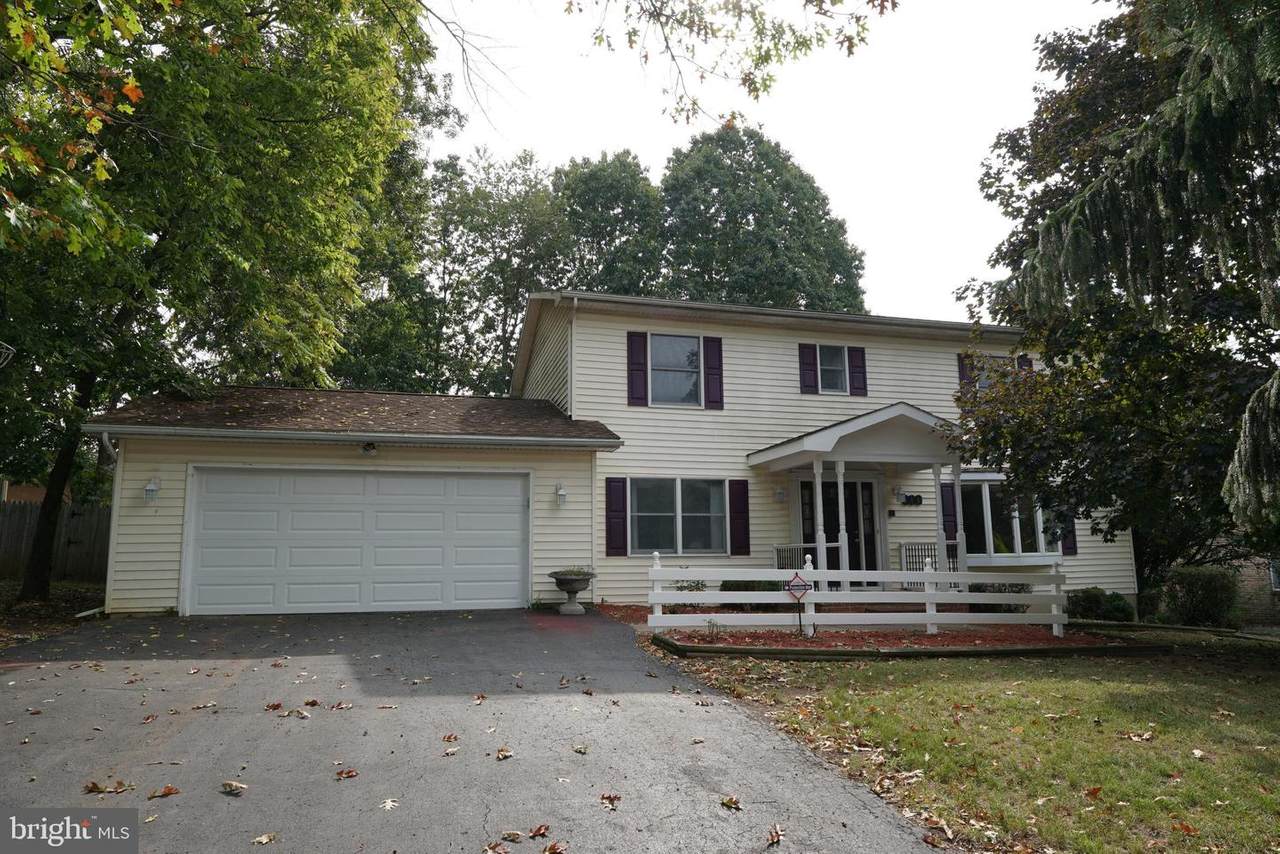 800 Mulberry Drive - Photo 1