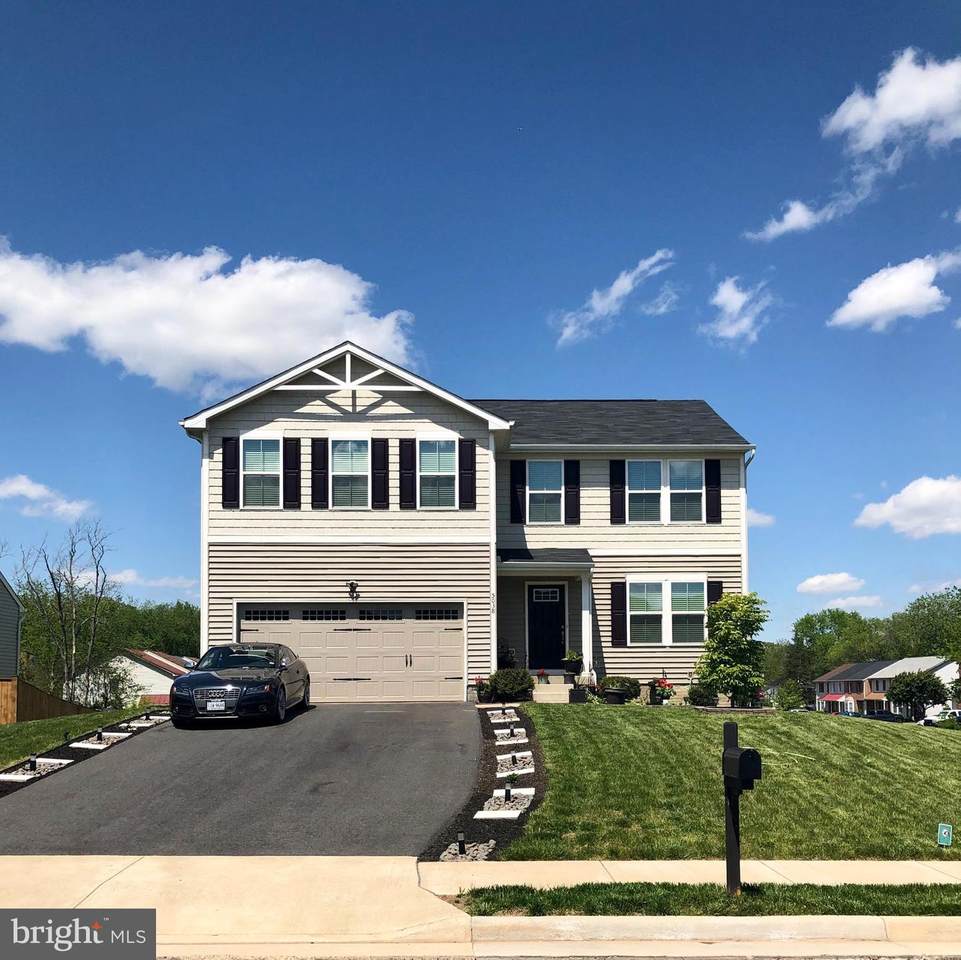 5038 Godwins Landing Drive - Photo 1
