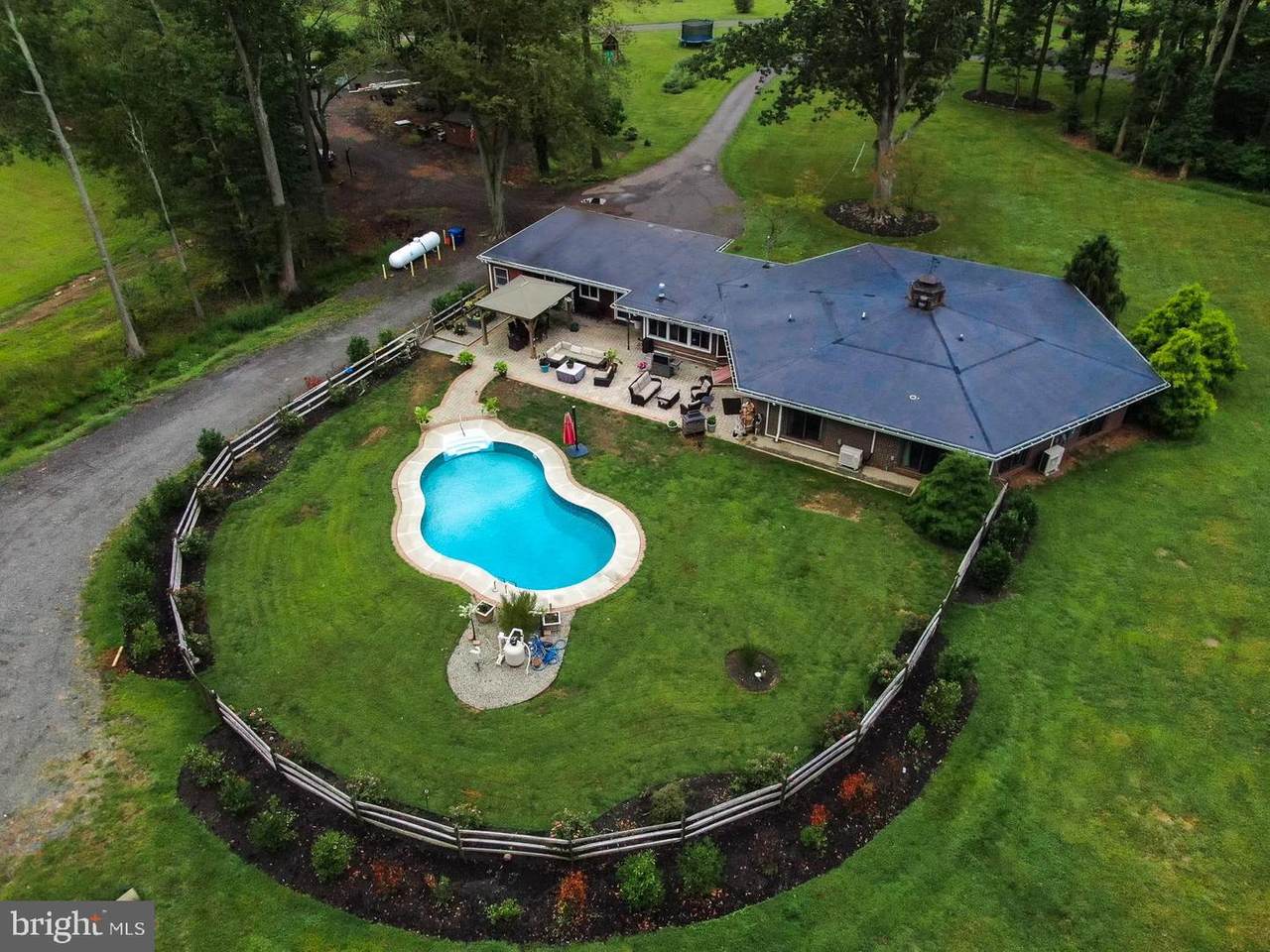 225 Bordentown Georgetown Road - Photo 1
