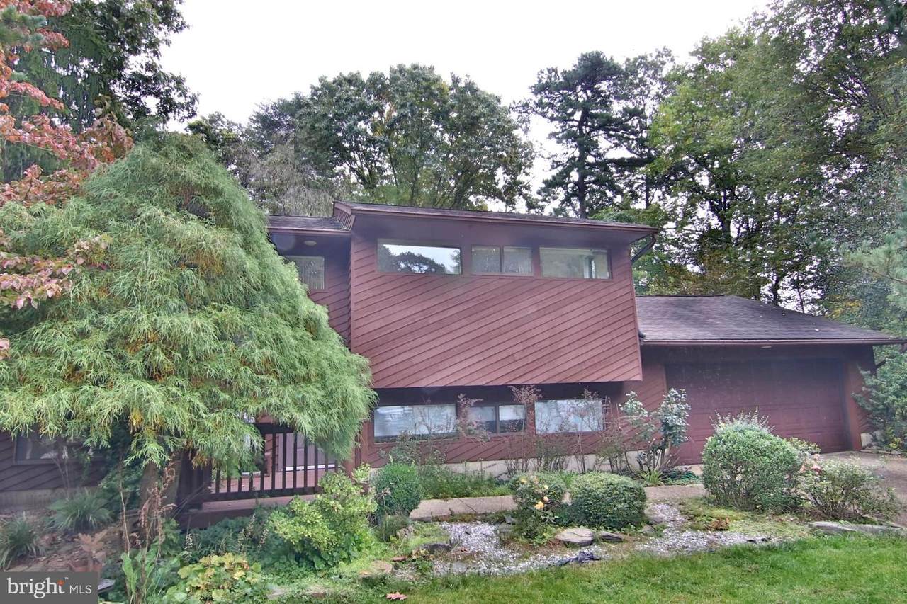 284 Michener Court - Photo 1