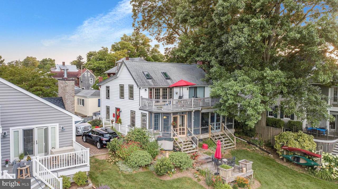 114 Riverside Terrace - Photo 1