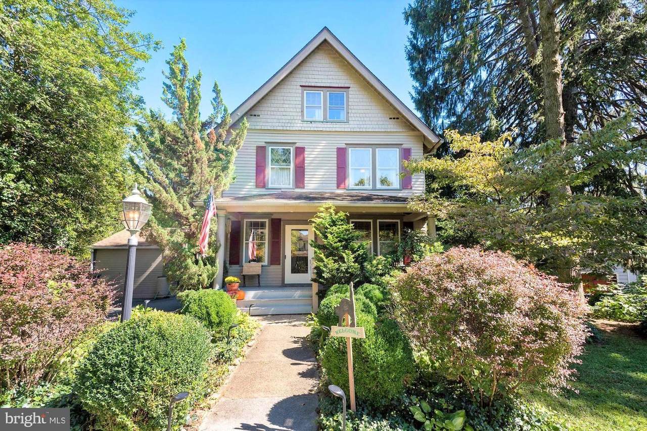107 Monroe Avenue - Photo 1