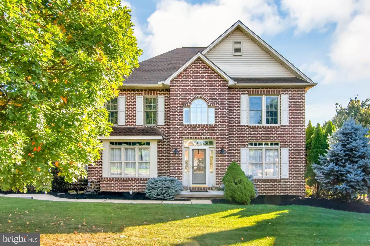 1014 Kent Drive - Photo 1