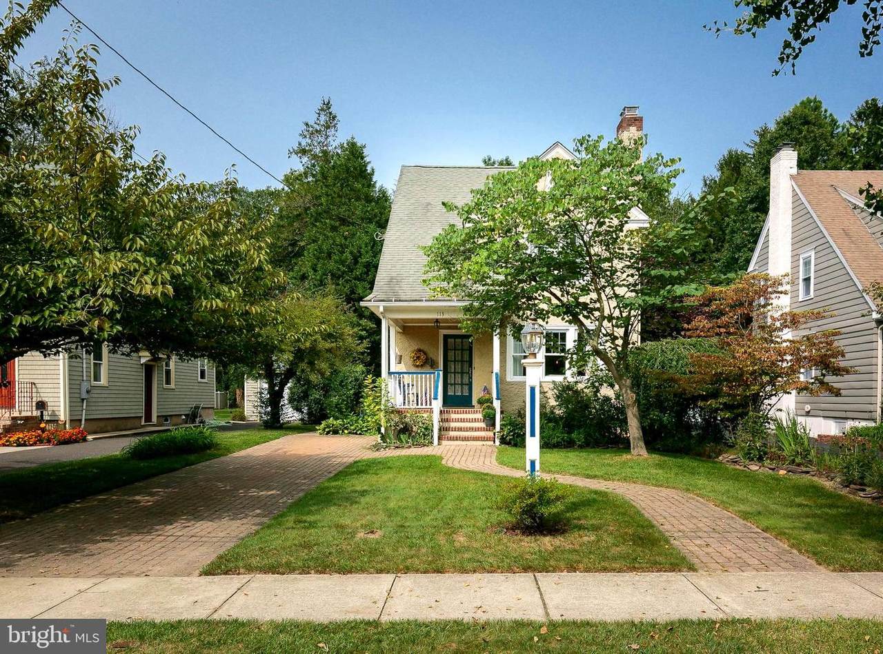 113 Oak Avenue - Photo 1