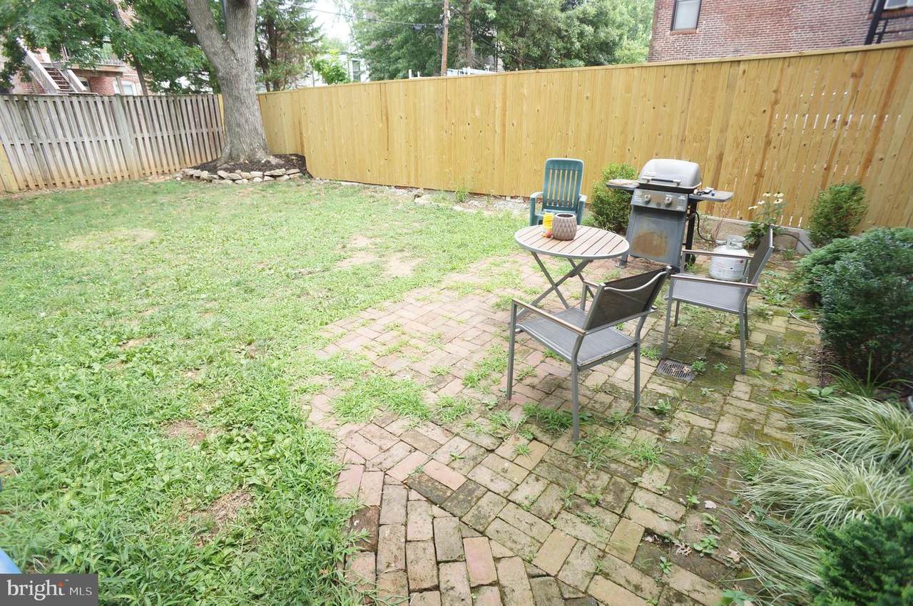 471 M Street - Photo 1