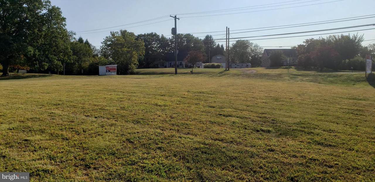 501 Snyder Avenue - Photo 1