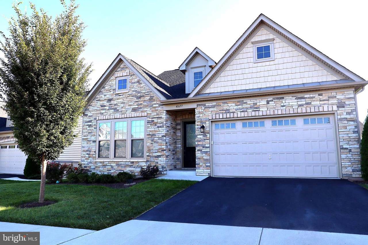 41677 Stonecutter Street - Photo 1