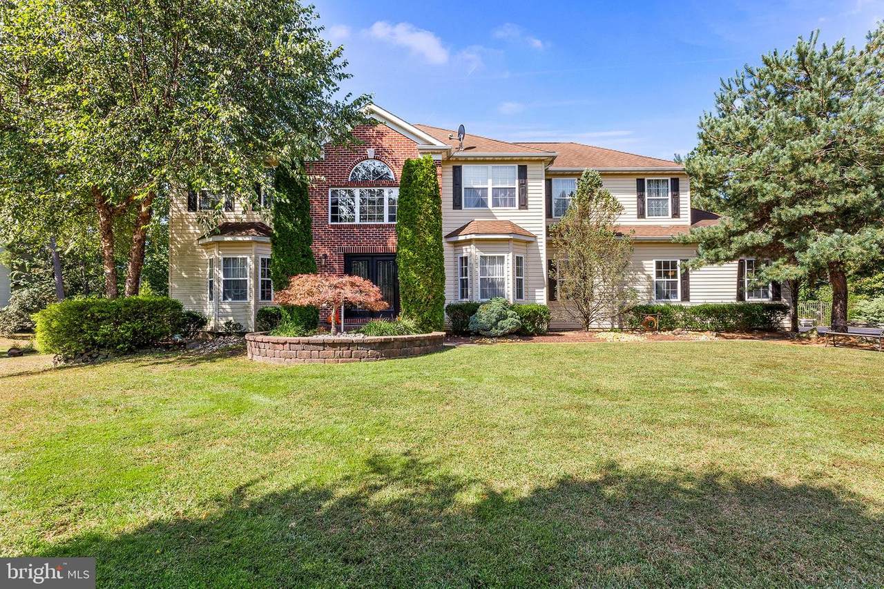 11 Leone Boulevard - Photo 1