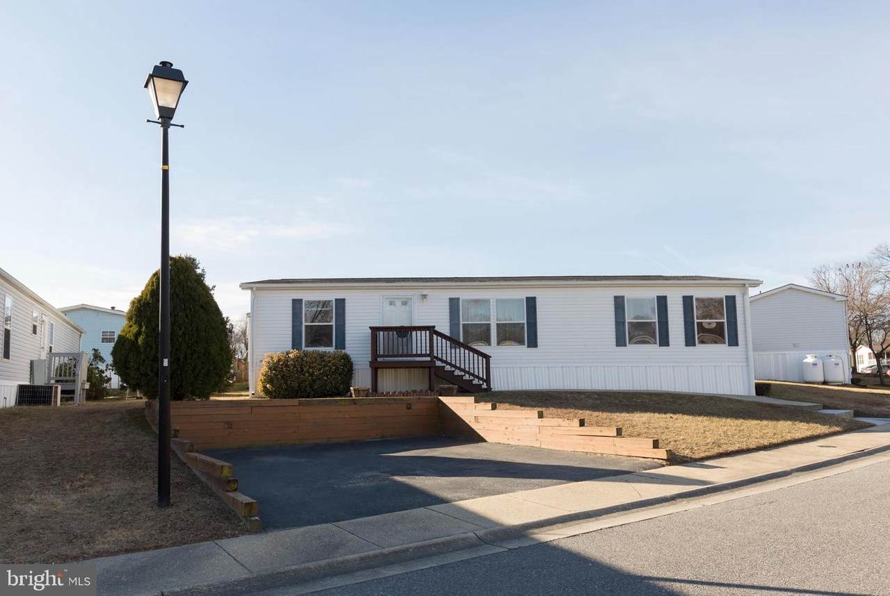 8330 Ashwood Road - Photo 1