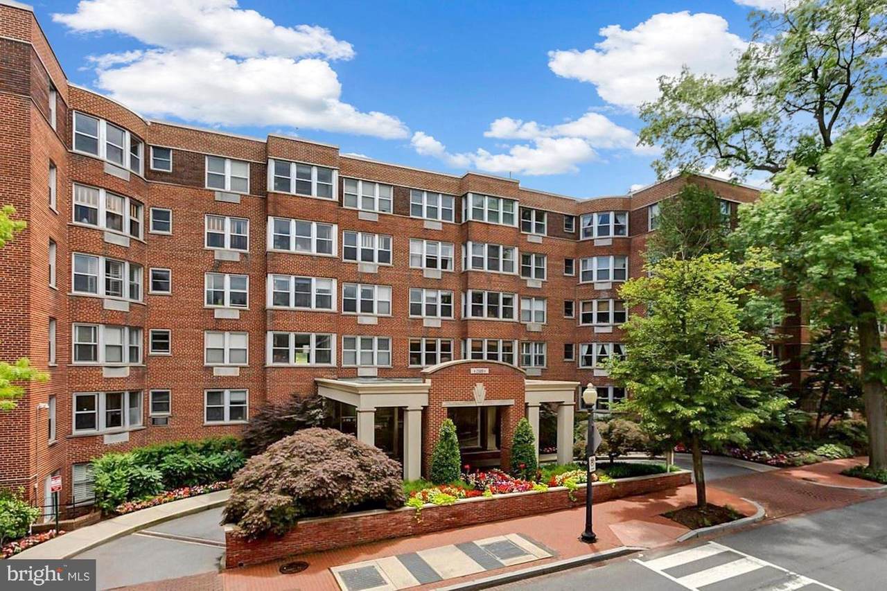 2500 Q Street - Photo 1