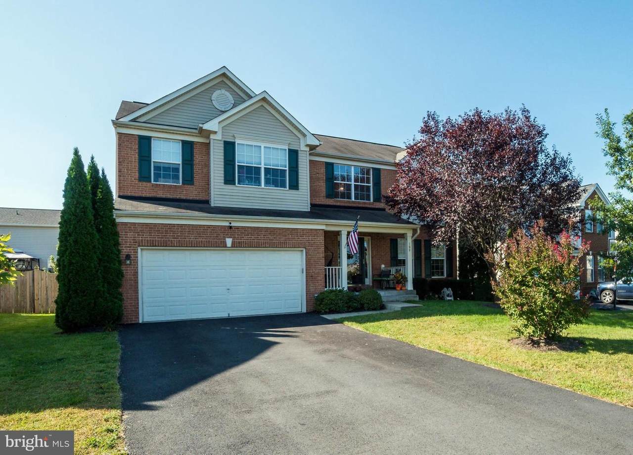 109 Shana Drive - Photo 1