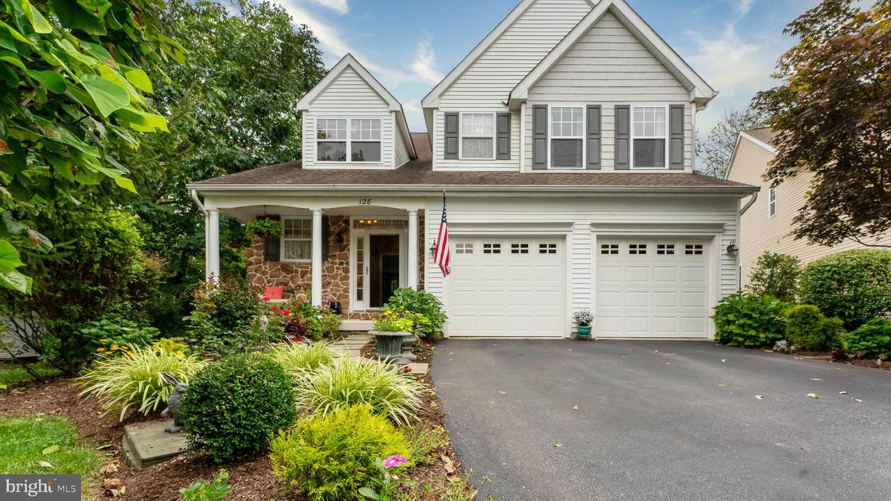 128 Potters Pond Drive - Photo 1