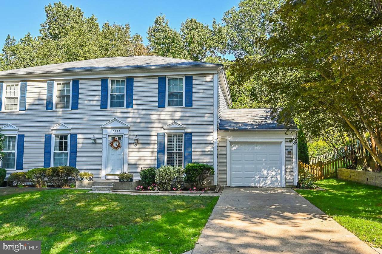 10542 Reeds Landing Circle - Photo 1