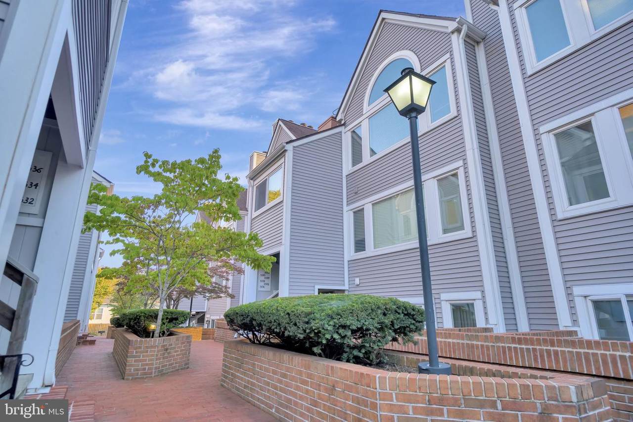 5548 Lee Highway - Photo 1