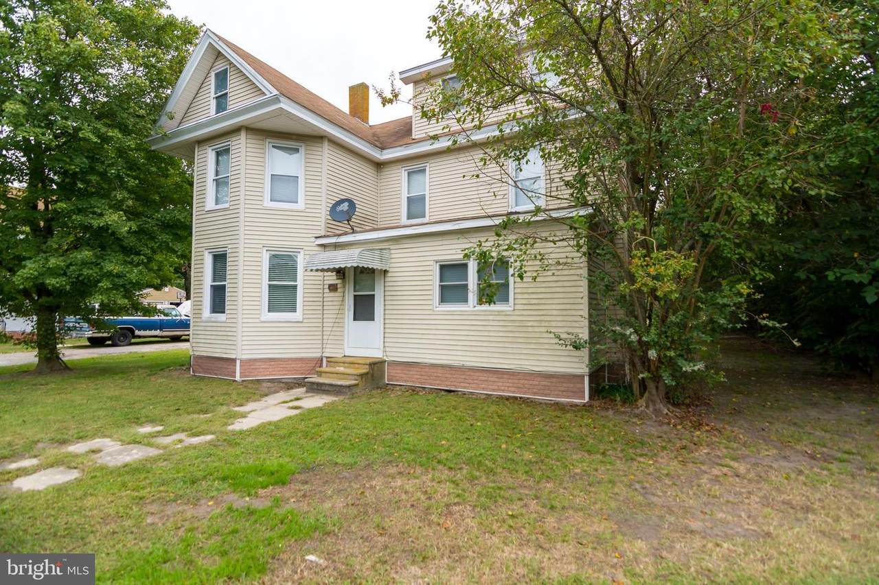 7199 Broad Street - Photo 1