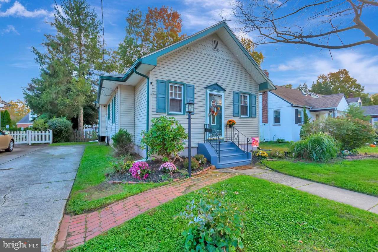 1708 Maple Avenue - Photo 1