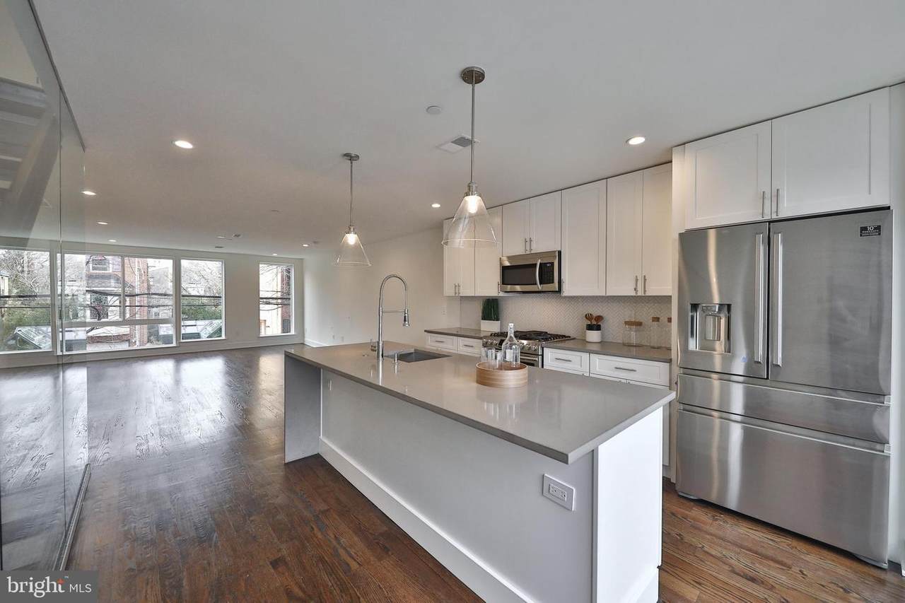 1102 N 2Nd Street - Photo 1
