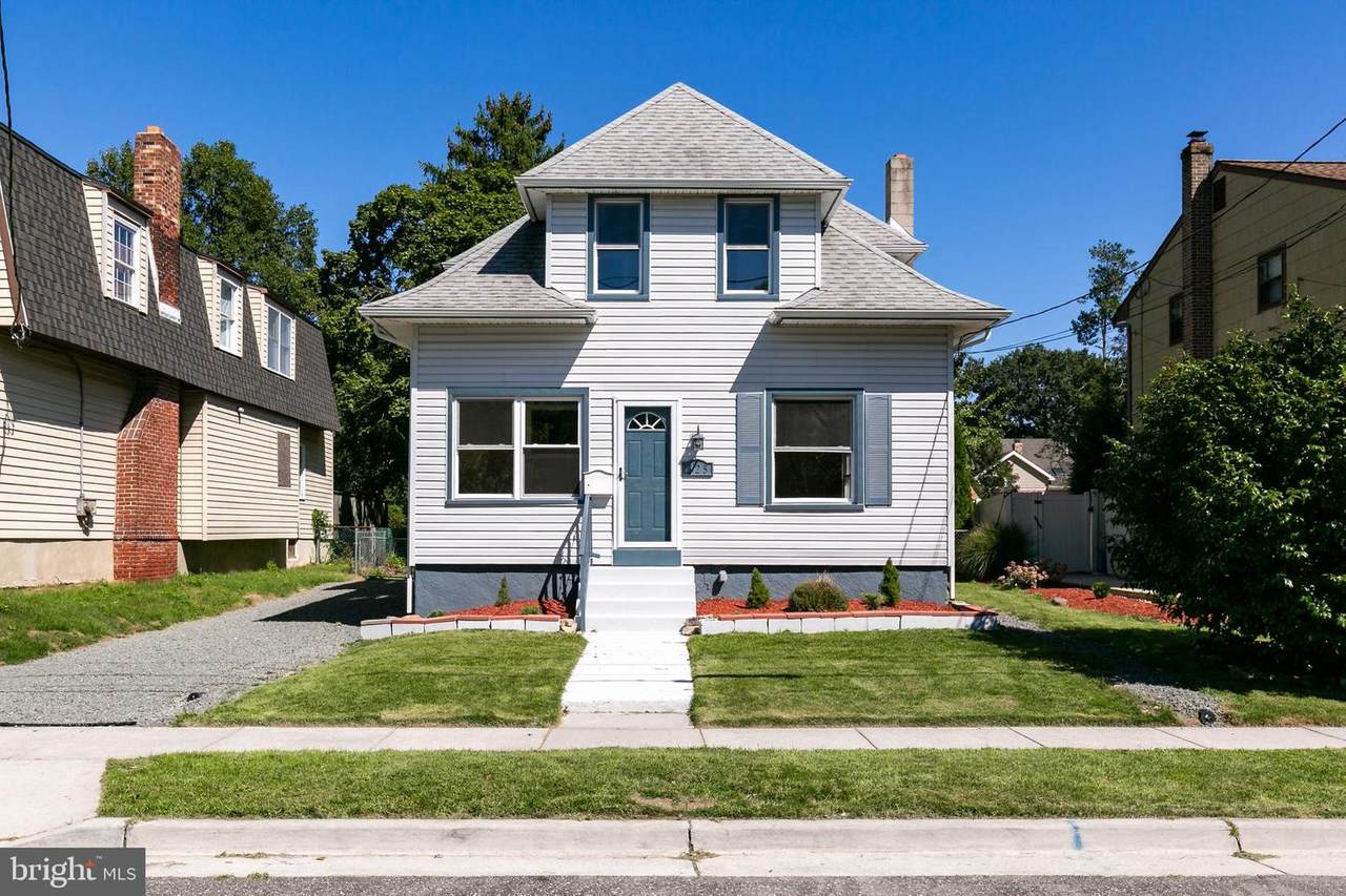 325 Woodbine Avenue - Photo 1