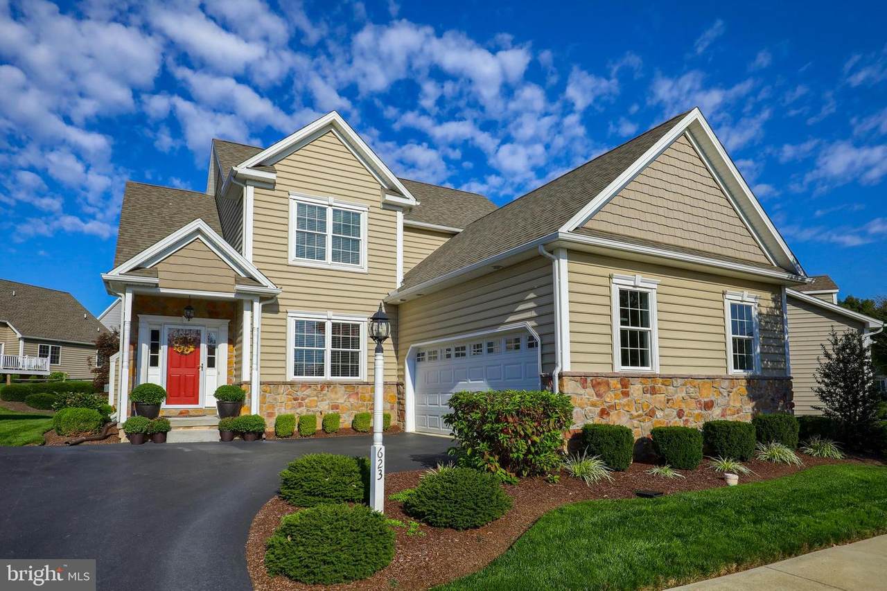 623 Prince George Drive - Photo 1