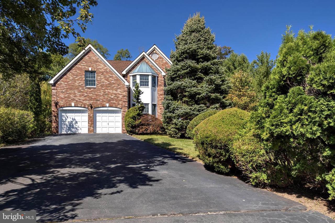 22 Leicester Court - Photo 1