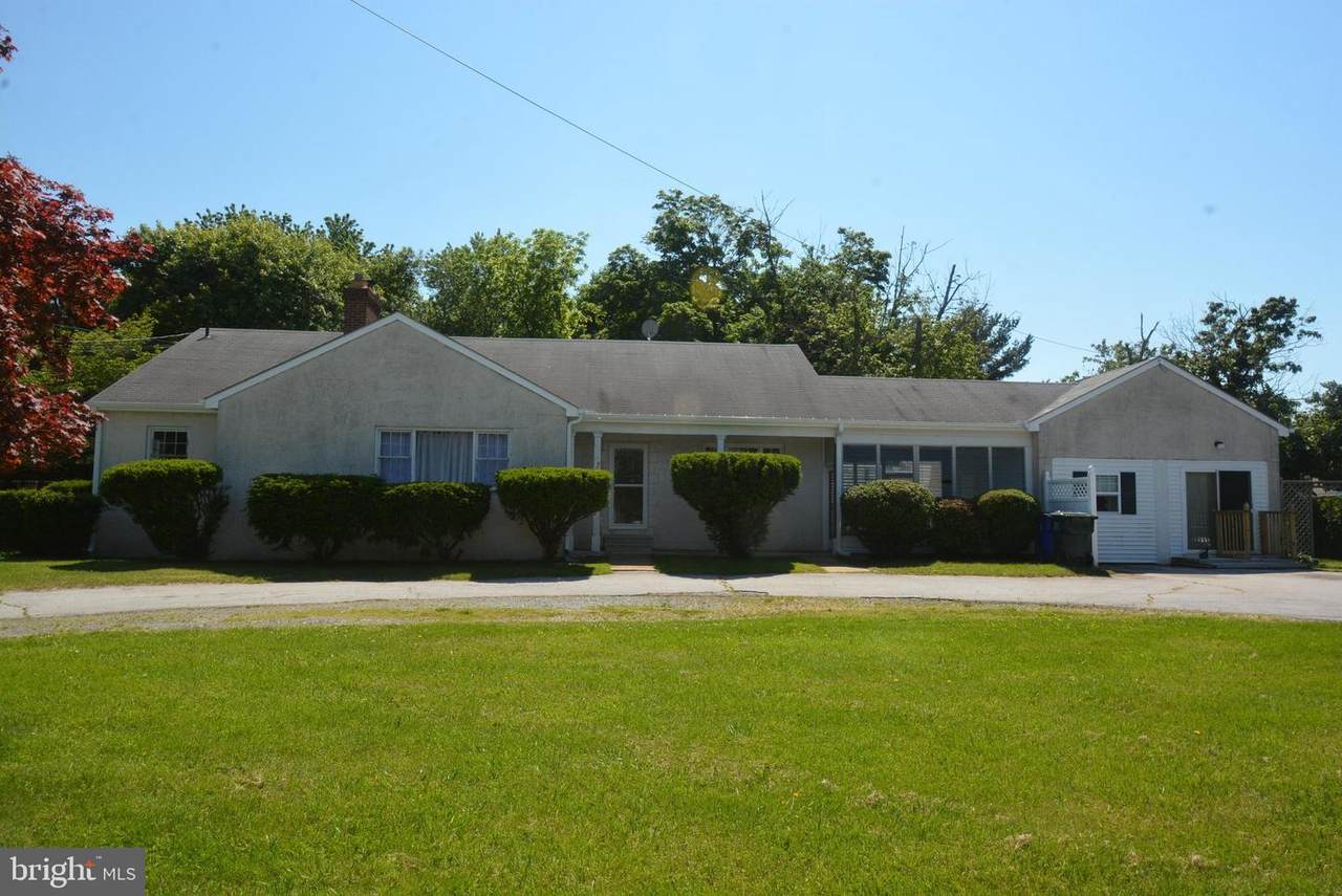 6010 Summit Bridge Road - Photo 1