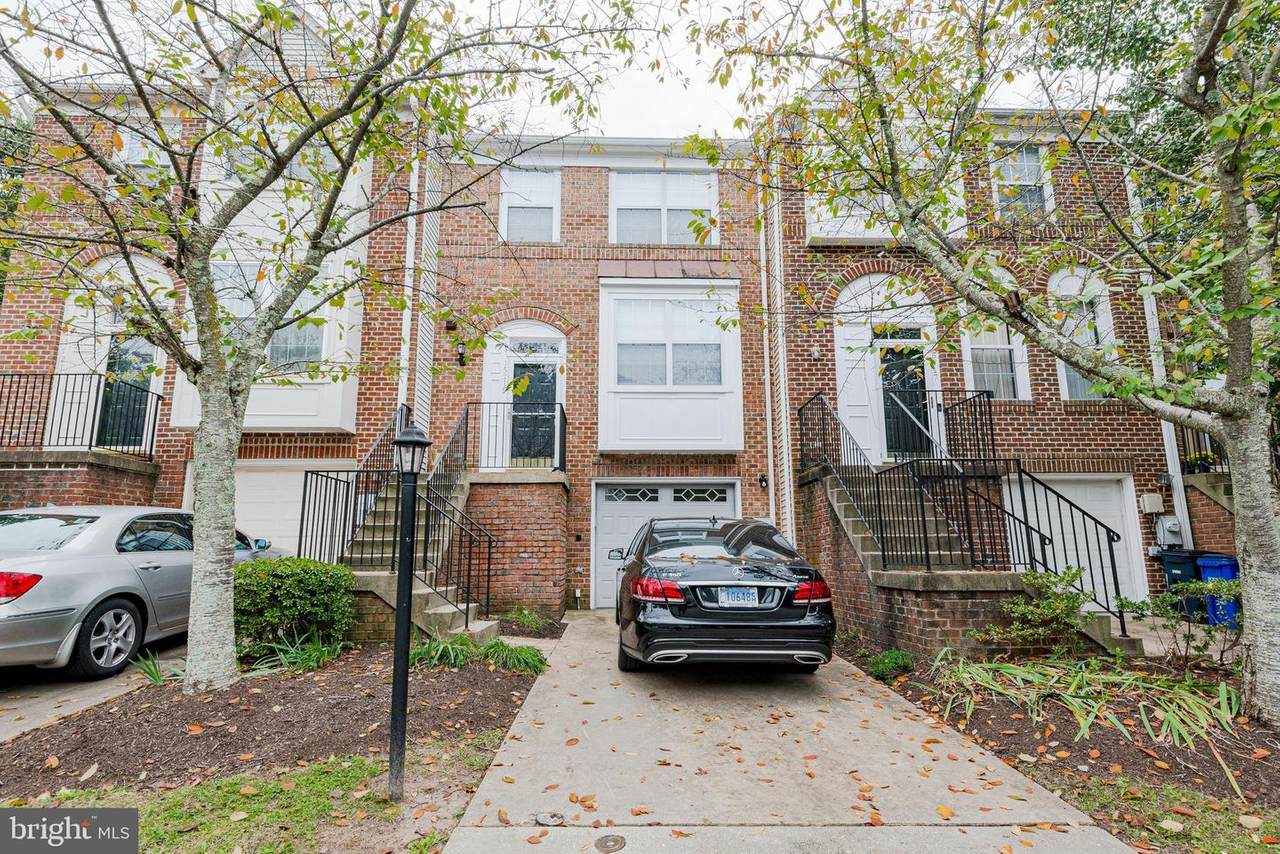 15719 Ensleigh Lane - Photo 1