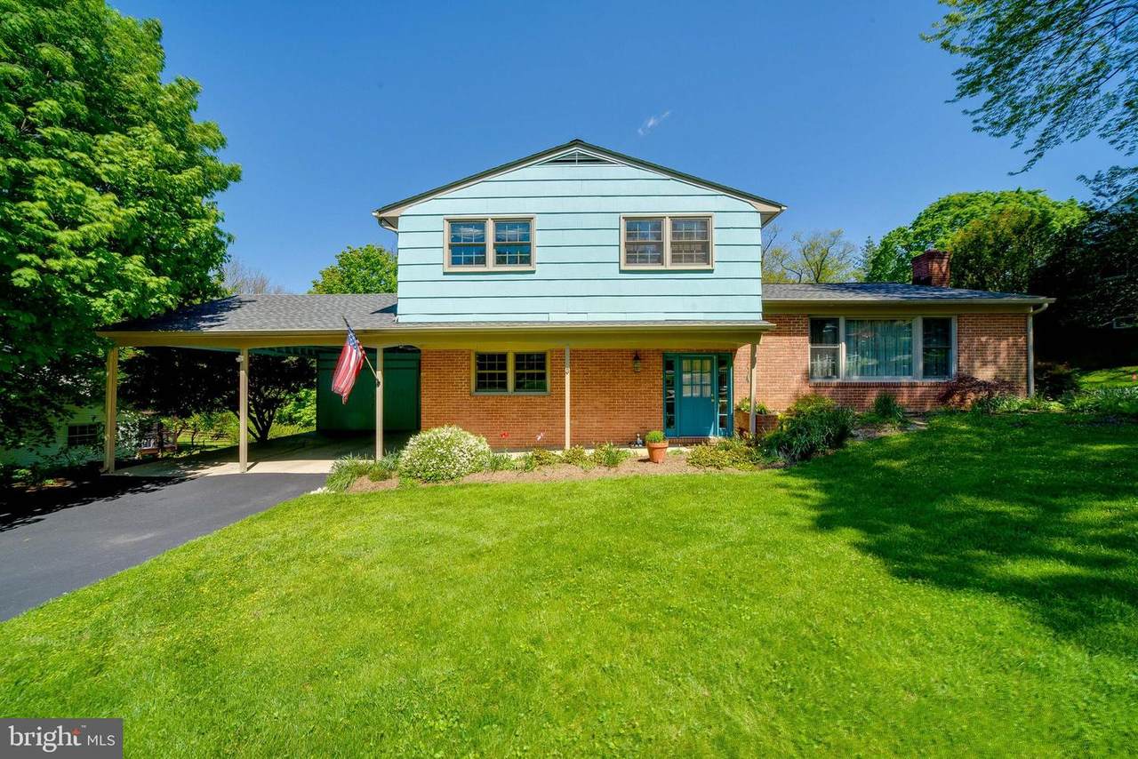 10611 Topsfield Drive - Photo 1