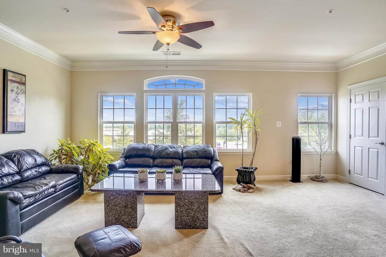3604 Carriage Hill Drive - Photo 1
