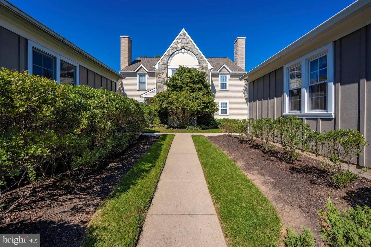 815 Dunbrooke Court - Photo 1
