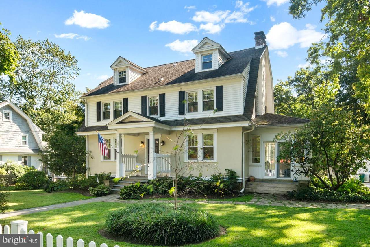 302 Woodward Road - Photo 1