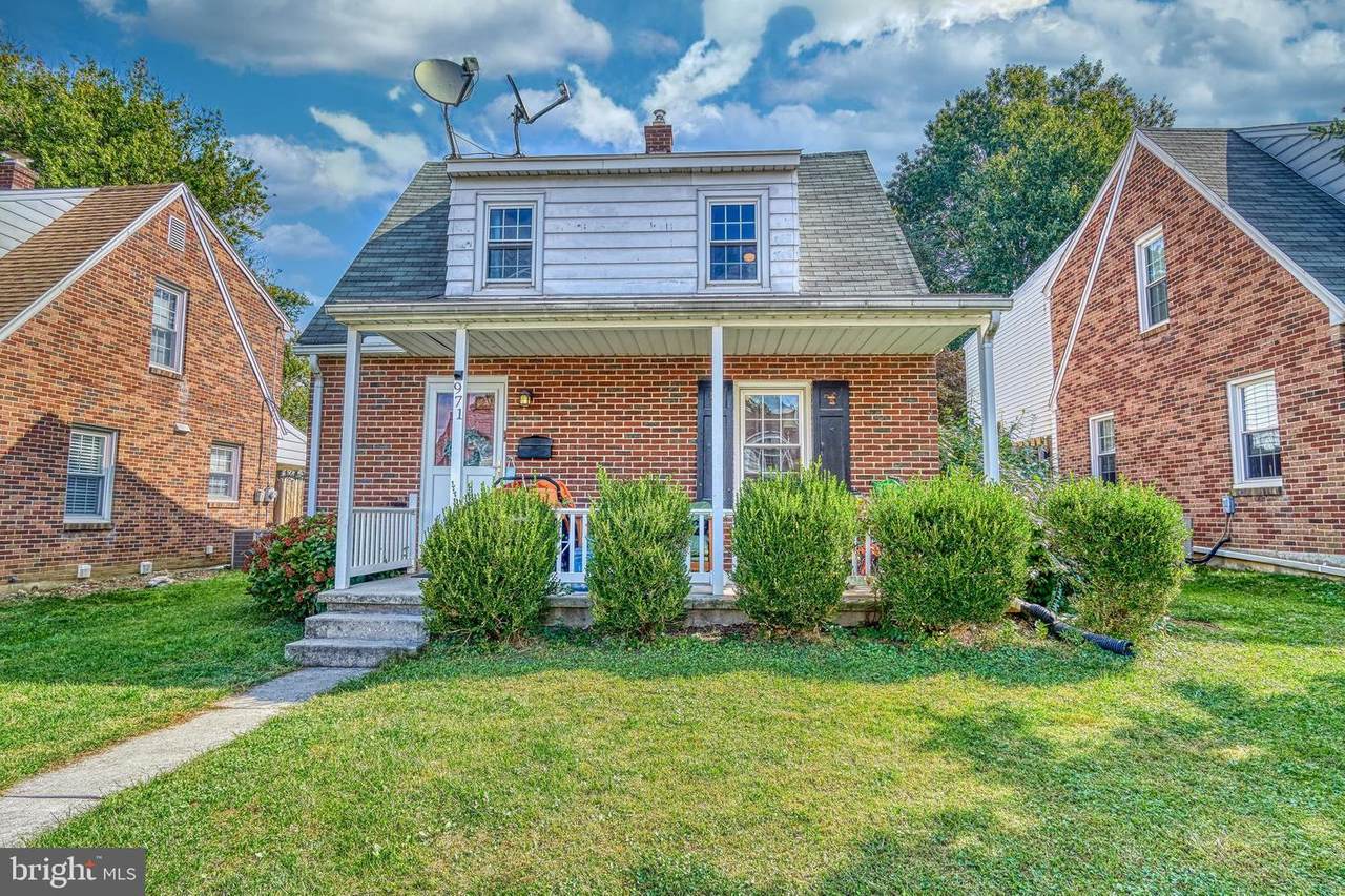 971 Midland Avenue - Photo 1