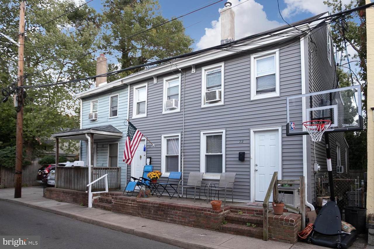 22-24 Miles Avenue - Photo 1