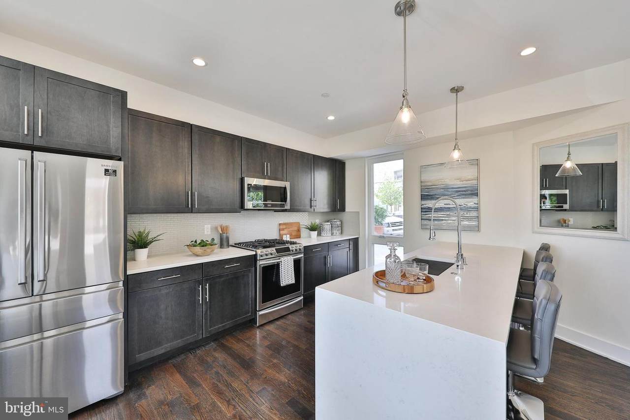 1115 Germantown Ave - Photo 1