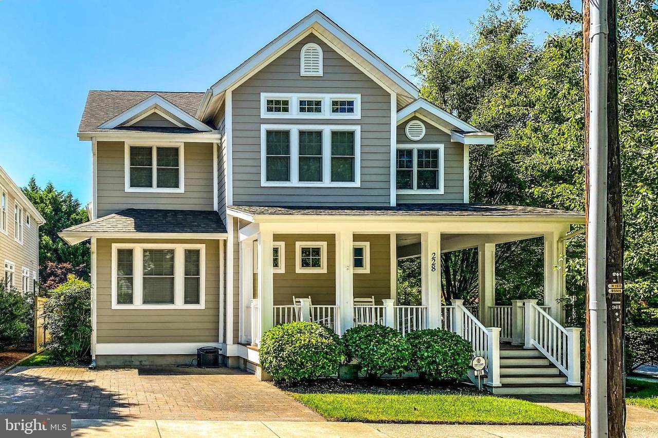 228 Norfolk Street - Photo 1